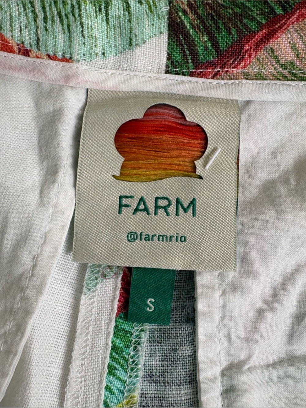 Farm Rio Pineapple Palm Forest High Rise Shorts Small NWOT - Picture 7 of 8